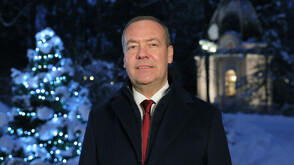 Медведев: Гренландия може да гласува за присъединяване към Русия, ако Тръмп не побърза