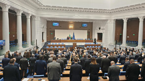 Депутатите почетоха Димитър Пенев с минута мълчание (ВИДЕО)