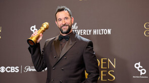 Най-известният телевизионен лекар Ноа Уайли се изправи срещу Тръмп и Кенеди-младши със забавен скеч (ВИДЕО)