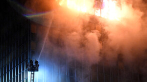 Мощна експлозия предизвика пожар в Утрехт, има ранени (ВИДЕО+СНИМКИ)