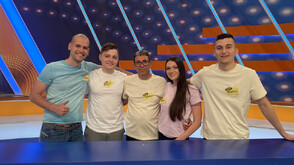 Божански предизвикват Аналогови в "Семейни войни"