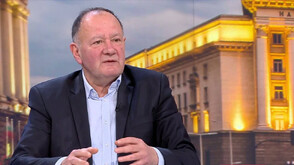 Михаил Миков за оставката на президента: Общественото очакване е напомпано с новоизгряваща звезда