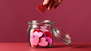 Митове, легенди и любов: Защо на празника на влюбените почитаме точно Свети Валентин