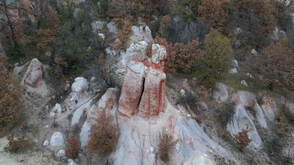 "Дотам и обратно": Изумителните розови пирамиди край село Царевец (ВИДЕО)