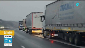 Над 25-километрова колона от тирове на границата с Турция