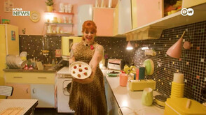 Дом като музей: Кити Щайнер, която живее сякаш е в 60-те (ВИДЕО)