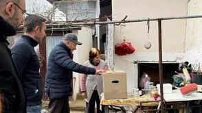 Доброволци помогнаха на хора в нужда в Земенско