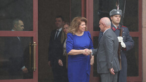 Търси се служебен премиер: Ръководството на БНБ на консултации при президента