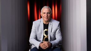 От Пловдив до Барселона: „Камп Ноу“ отваря врати за „Вече играеш… Стоичков“