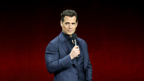 Първи кадри от „Шотландски боец” с Хенри Кавил (СНИМКИ)