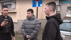 Трима ученици от Монтана спасиха възрастен мъж от крадец