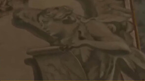 Ангел с лицето на Джорджа Мелони разпали политически скандал в Рим