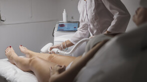 Скандалът с голи кадри от лазерна епилация в Бургас: Близо 100 души подадоха сигнали, сред тях непълнолетни