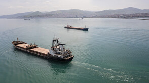 Пет кораба ще проучват системата от оптични кабели в Черно море