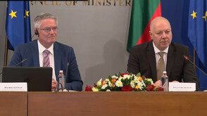 Росен Желязков и генералният секретар на ОИСР представиха доклад за икономическото развитие на България за 2025 г.