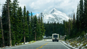 Топъл и облачен уикенд
