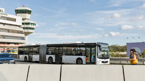 Леден дъжд блокира Берлин: Отменени полети и спрян градски транспорт