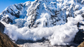 Лавини взеха най-малко три жертви в Италия (ВИДЕО)