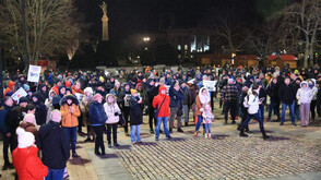 Протест в Русе срещу решението за закупуване на паркинг за тирове с държавни средства