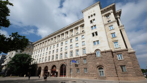 Последен кръг консултации при Йотова: АПС, МЕЧ и "Величие" застанаха зад Гюров