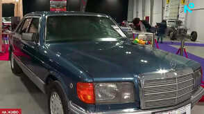 Атрактивно изложение на редки ретроавтомобили в София