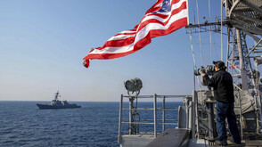 Два кораба на флота на САЩ се удариха край Южна Америка, има ранени