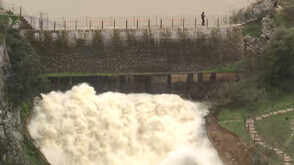 Заради пороите: За пръв път от над век изпускат водите на язовир в Южна Испания (ВИДЕО)