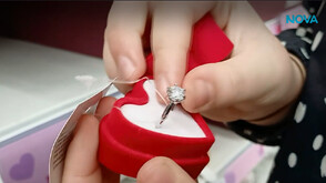 Годежен пръстен за 96 пенса: На Острова пуснаха бижу, по-евтино от краставица