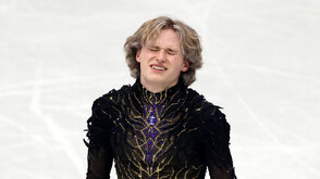 Фаворитът Иля Малинин завърши осми на финала по фигурно пързаляне на Зимните олимпийски игри