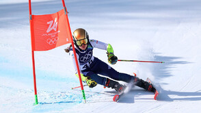 Анина Цурбриген не завърши първия манш в гигантския слалом