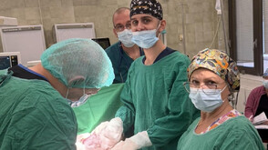 Извадиха тумор, колкото пъпеш от корема на жена