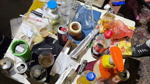 Разбиха домашна лаборатория за производство на метаамфетамин в Бургас