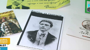 С преклонение пред подвига на Апостола: Ученици в Елин Пелин почитат паметта и саможертвата му