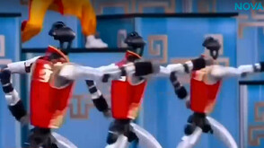 Китай показа човекоподобни роботи (ВИДЕО)