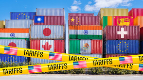 10-процентните глобални американски мита влязоха в сила