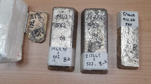 Откриха кокаин и злато за близо 1,5 млн. евро в камион с цветя на „Капитан Андреево” (ВИДЕО+СНИМКИ)