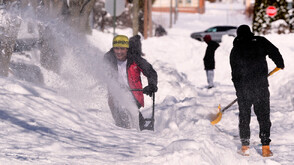 Нова буря удари североизточната част на САЩ, натрупа 8-сантиметрова снежна покривка