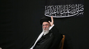 Иран обяви 40-дневен траур заради смъртта на аятолаха