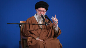 Изтезания, власт и врагове: Историята на Али Хаменей