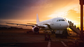 България в готовност за евакуация: Осем самолета чакат „прозорец“ за полети от Близкия изток