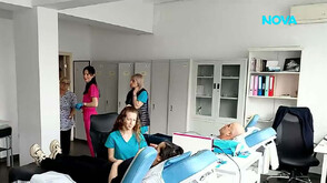 „Това не си го правил“: Кръводарителска акция събра абитуриенти в Бургас