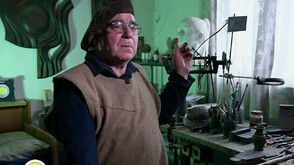 Изкуство под небето: Творецът, който превърна селския си двор в галерия на открито