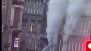 Сграда рухна след пожар на централната гара в Глазгоу (ВИДЕО)