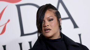 Стрелба срещу дома на Риана в Бевърли Хилс