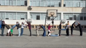 Класът на Малена Замфирова в НПМГ с видеопоздрав за нея: Изпращаме ти сила, кураж и много положителна енергия