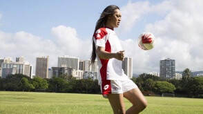 От загуба с 0:31 до историята: Джайя Саелуа – трансжената, която промени световния футбол