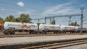 Сърбия въведе временна забрана за износ на петролни продукти, която засяга и България