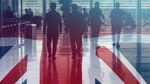 Великобритания предлага до 40 000 паунда на семейства мигранти, ако напуснат страната