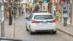 Двама българи са сред задържаните по подозрение в изнасилване на 17-годишно момиче на остров Крит