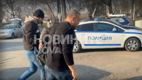 10 задържани при спецакция срещу купения вот и разпространението на наркотици в Бургас (ВИДЕО)